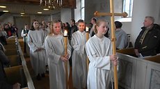 konfirmaation ristikulkue